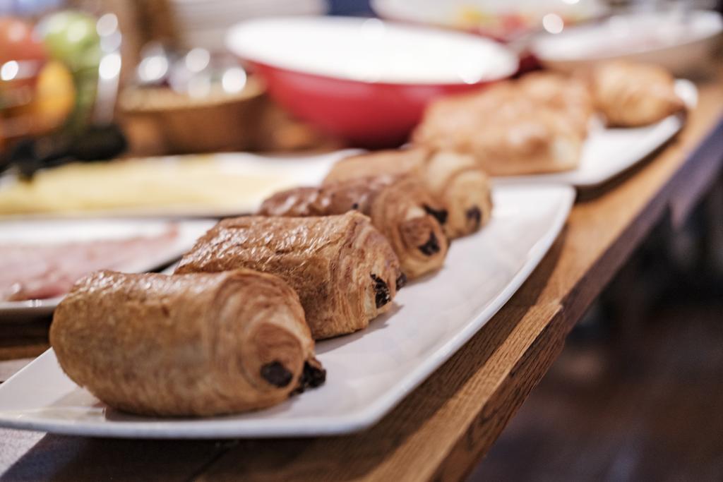 Hotel The Hampshire Hog Clanfield  Zewnętrze zdjęcie Pain au chocolat