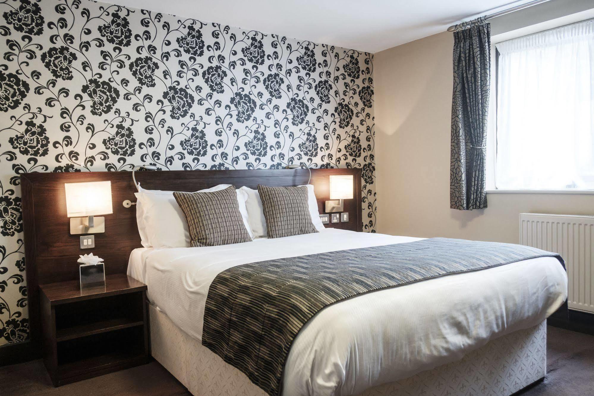 Hotel The Hampshire Hog Clanfield  Zewnętrze zdjęcie